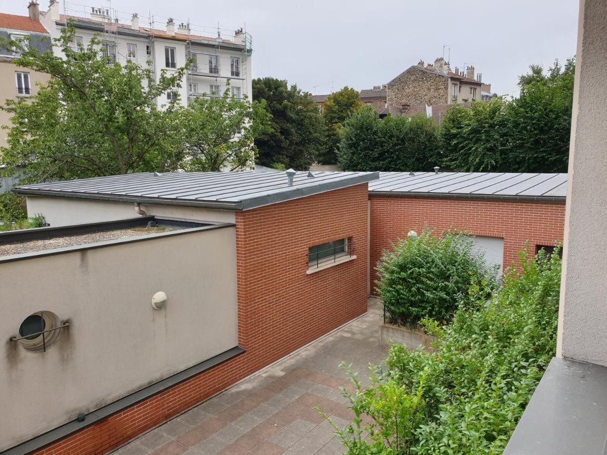 Apartamento Spacieux Et Calme, Style Parisien, Toutes Commodites, Ideal Pour Un Sejour Authentique Saint-Denis  Exterior foto