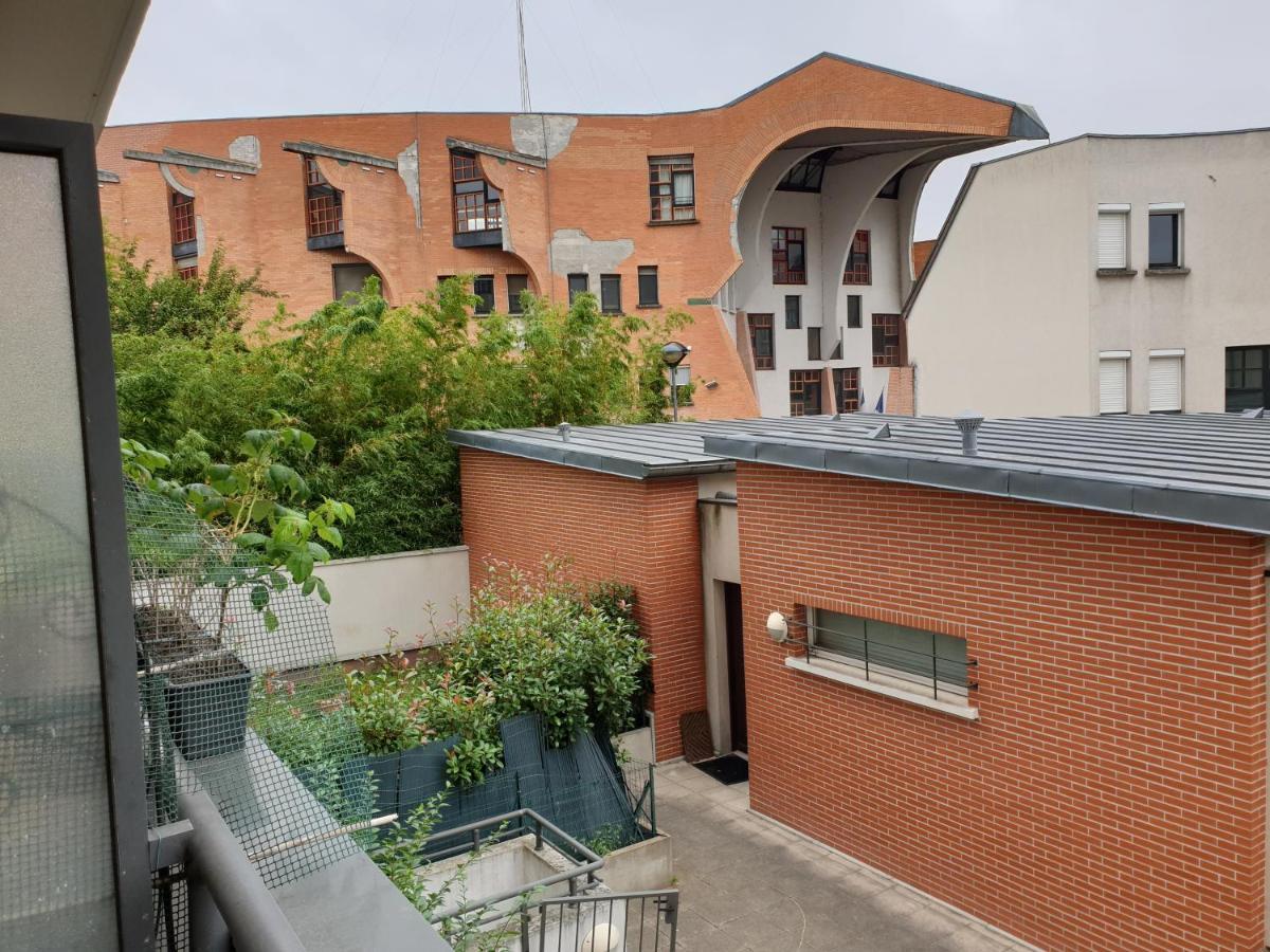 Spacieux Et Calme, Style Parisien, Toutes Commodites, Ideal Pour Un Sejour Authentique Saint-Denis  Exterior foto
